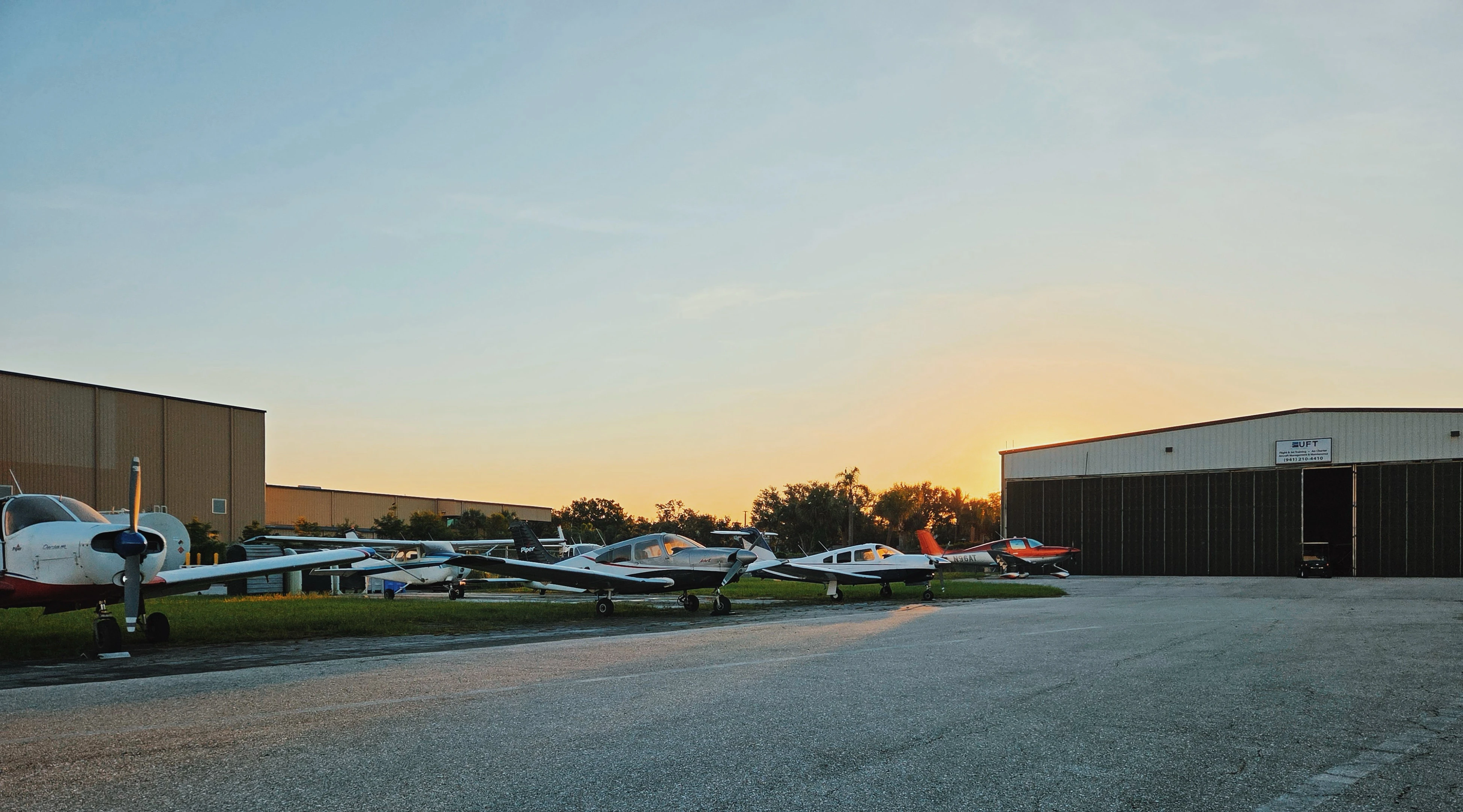Universal Aircraft Solutions Sarasota Florida - Aircraft hero image 1