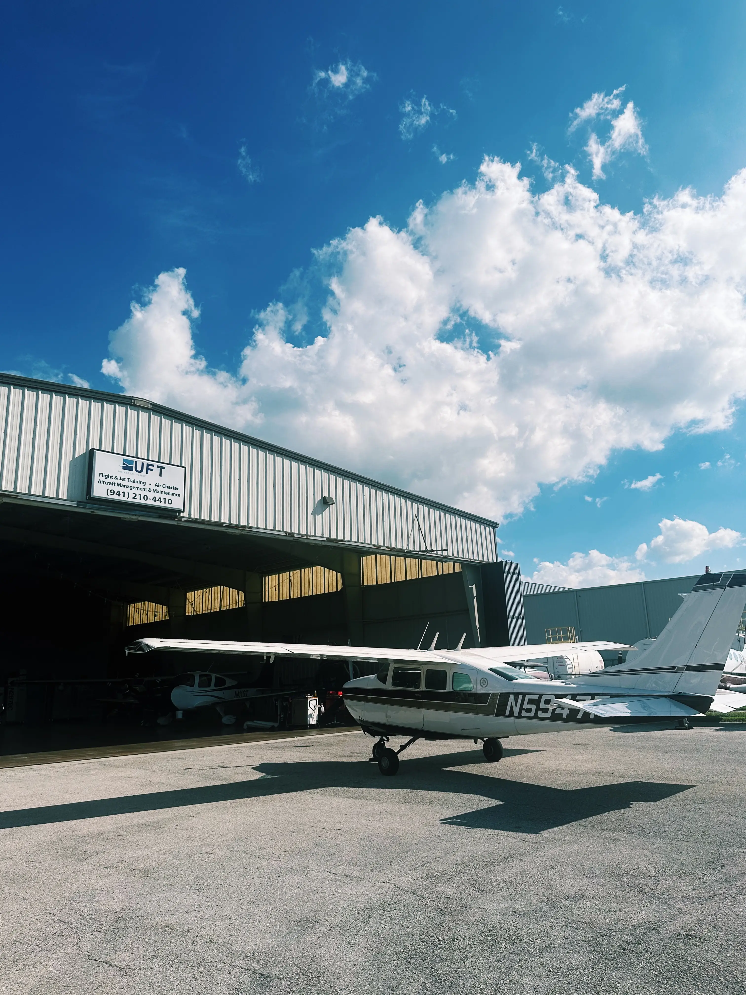 Aircraft brokerage consultation at Universal Aircraft Solutions in Sarasota, Florida.