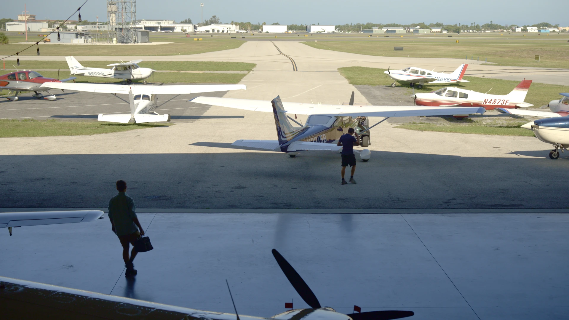 Universal Aircraft Solutions Sarasota Florida - Aircraft hero scene at 01:30:21
